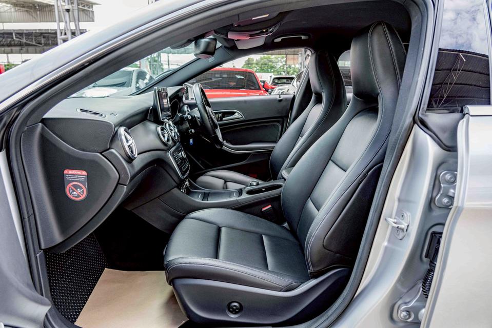 รหัสรถ NP2753 BENZ CLA200 2016 14