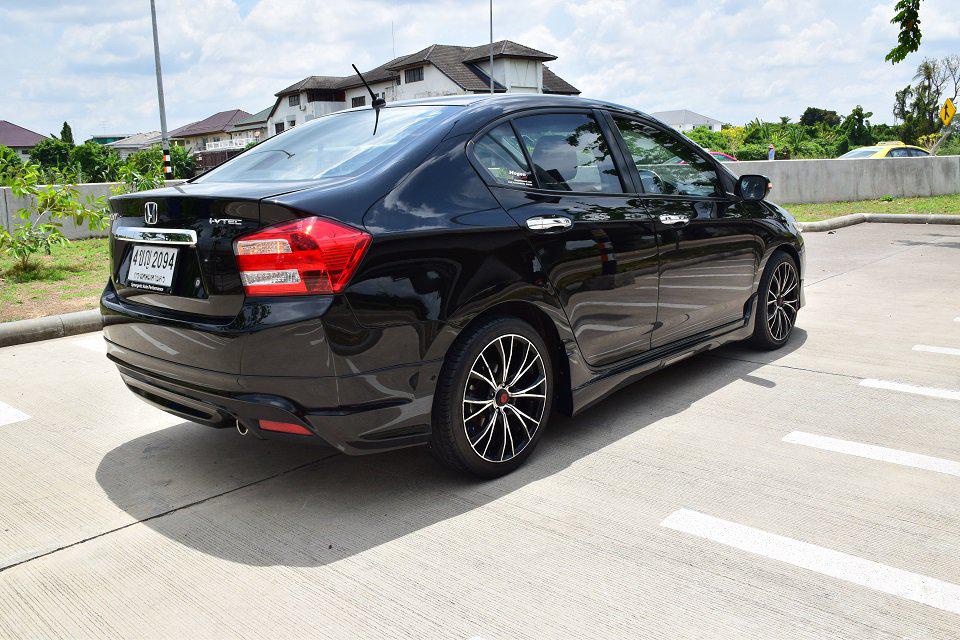 ปี2011 /HONDA CITY 1.5SV ตัวท็อป / คันนี้ ออกรถ 99 บาท /เกียร์แพดเดิลชิฟ /ชุดแต่ง แม็กหล่อๆ /โทร 0957401229 ไอดีไล UTBP  6