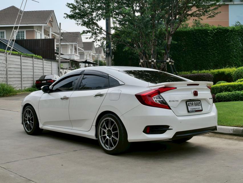 CIVIC FC 1.8 EL ปี2016 รถสวยโครงสร้างเดิม บุ๊คเซอร์วิสครบ กุญแจครบสองดอกอยู่ครบ  5