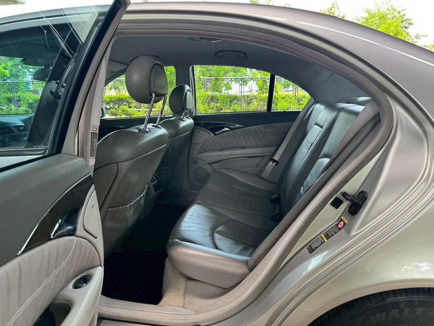2003 Mercedes-Benz E240 W211 V6 AT รูปที่ 17