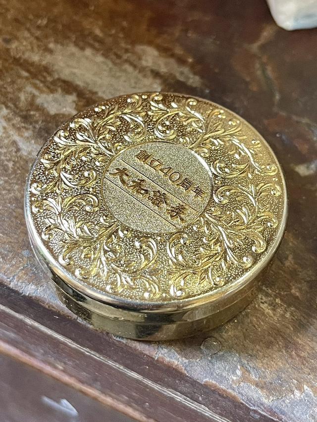 ตลับหมึกสีแดง ชุปทองคำบริสุทธิ์ 24K GP รุ่นฉลองครบรอบ40ปีShuniku ลายดอกเบญจมาศ 7