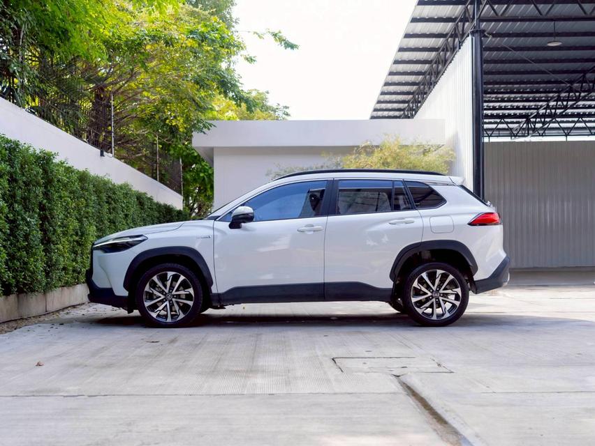 Toyota Cross 1.8 Hybrid Premium ปี 2023 จด 2025