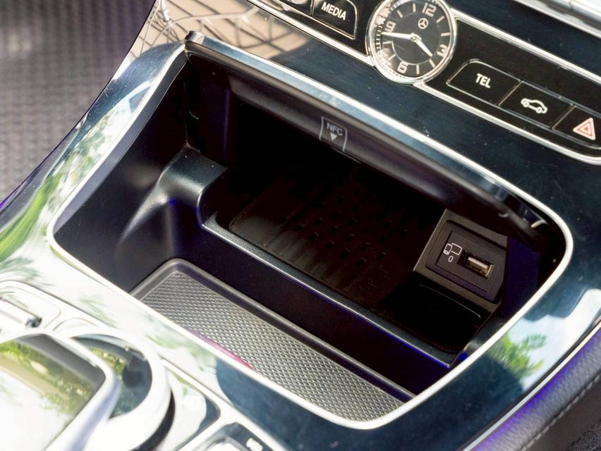 Mercedes Benz E350e AMG Dynamic Plug-in Hybrid (W213) ปีจด 2020 12