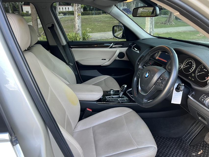 BMW X3 20d HIGHLINE 9