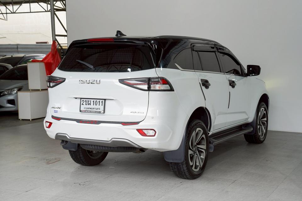 ISUZU MU-X 3.0 ULTIMATE AT (ปี 2021 จด 2022)