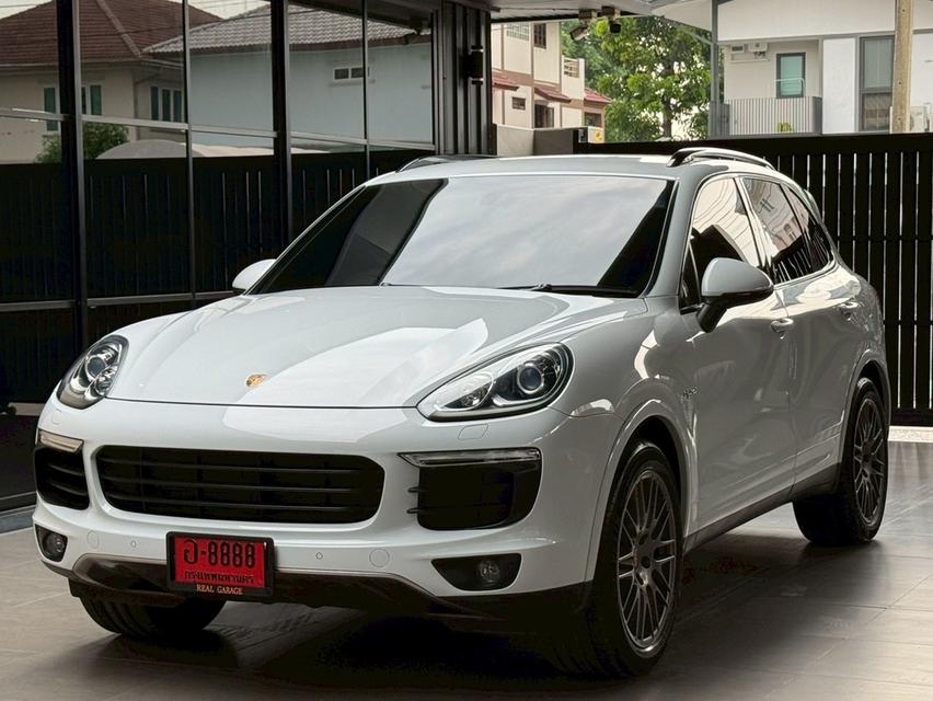 Porsche Cayenne 3.0 ปี17 วิ่ง 100000 KM.