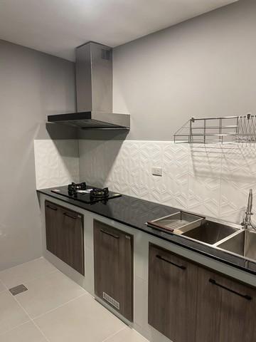 รูป POR3518 ขายบ้าน 2 ชั้นครึ่ง หมู่บ้าน วี คอมพาวด์ บางนา-ศรีนครินท 2