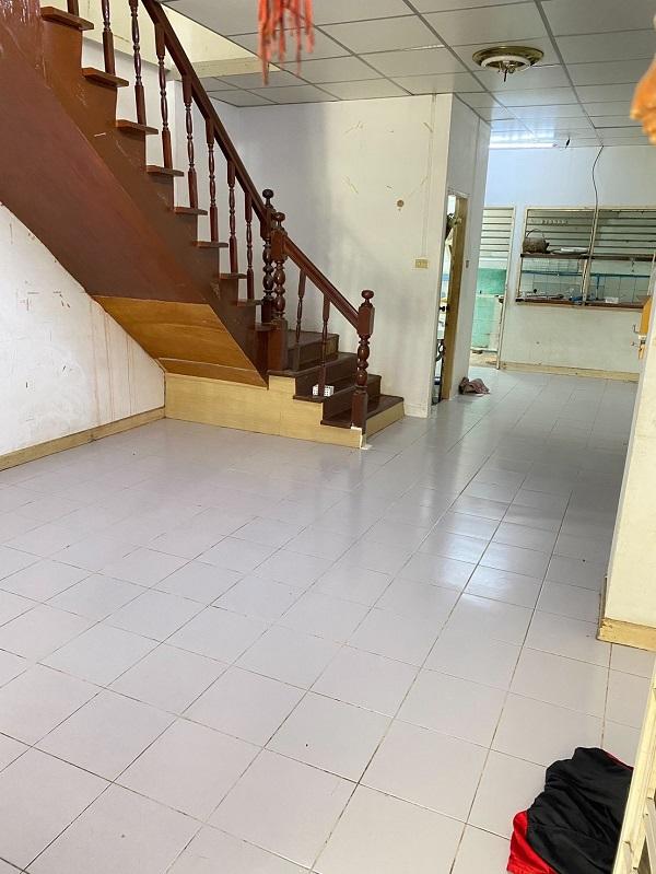 ขายบ้าน ทาวน์เฮ้าส์ พร้อมอยู่ หมู่บ้านศิริวรรณ บางบัวทอง 2