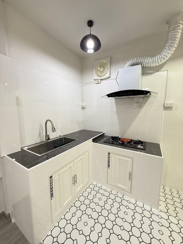 ทาวน์โฮมชั้นเดียว ติดตลาดไฟฟ้า เสม็ด แยกคีรี 6