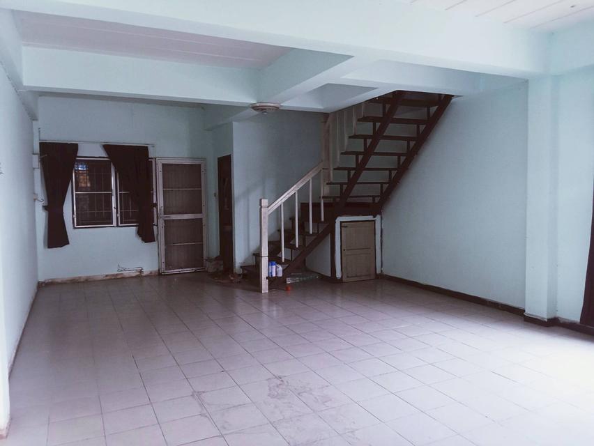 ขายบ้าน 2 ชั้น หลังมุม หมู่บ้านเบญจทรัพย์ รังสิตคลอง 6 4