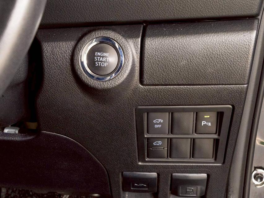 Toyota Fortuner 2.8 Legender 4WD ปี 2023 9