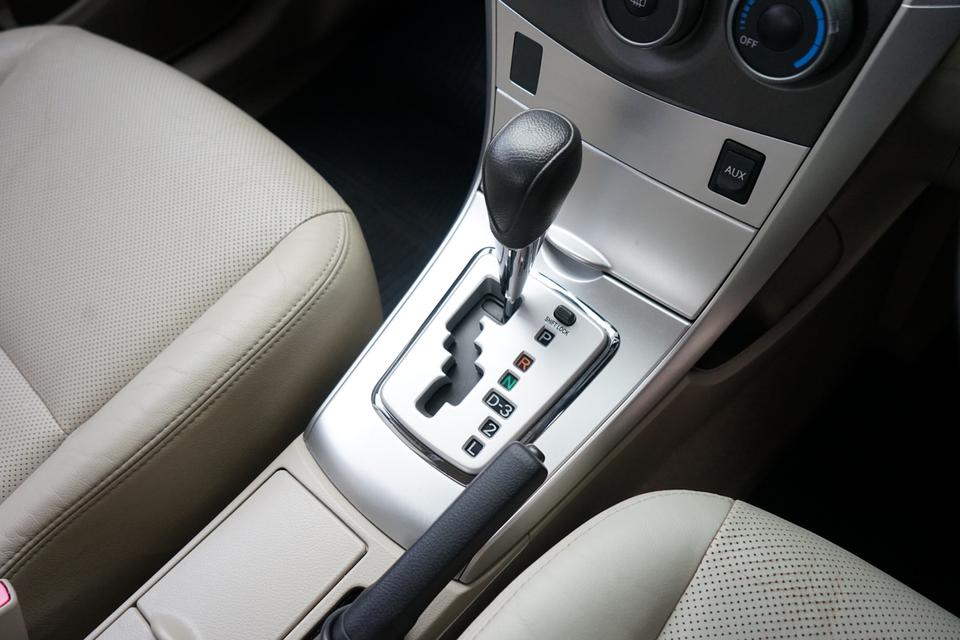 2013 TOYOTA ALTIS 1.6G 13