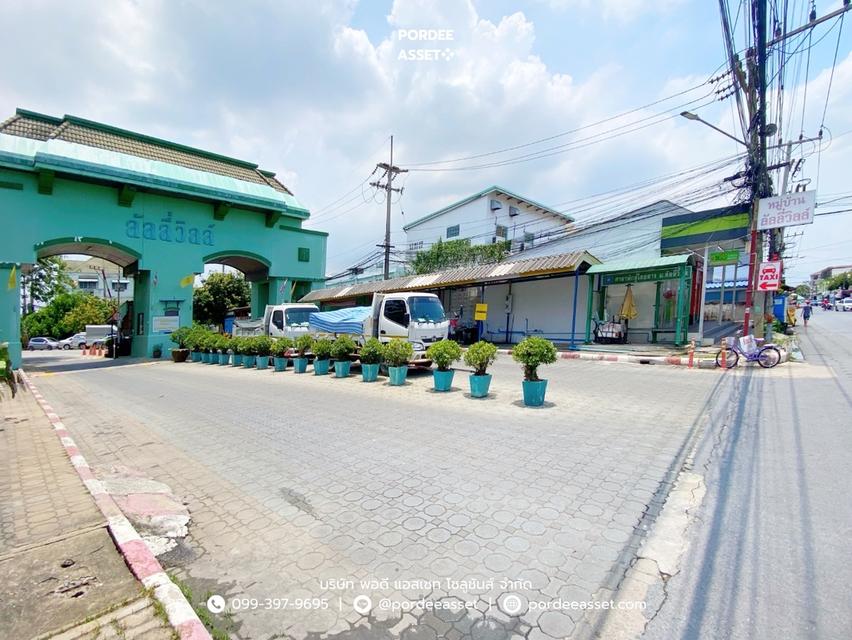 ทาวน์เฮ้าส์ 3 ชั้น หมู่บ้านลัลลี่วิลล์ ลำลูกกา-คลอง1 (ขนาด 21 ตร.ว.) ซอยบุญคุ้ม ปทุมธานี  : Lully Ville Lumlukka Khlong1 19