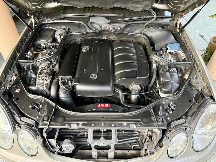 Mercedes-Benz E220 CDI 2005 รูปที่ 12