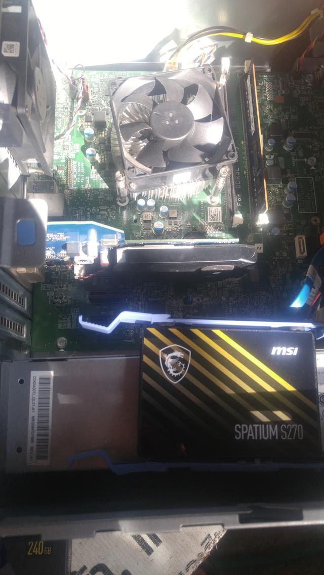 คิมi3 gtx745 ssd240g Ram8g 3