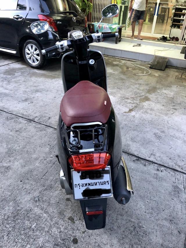 Lambretta V200 Special Flex Black 2019 5