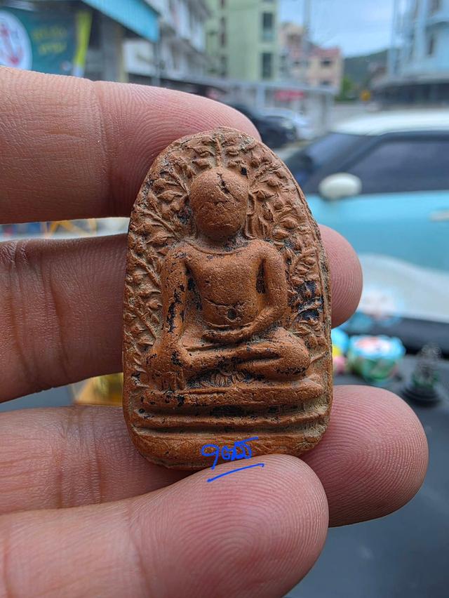 พระเปิม กรุดอนแก้ว ลำพูน