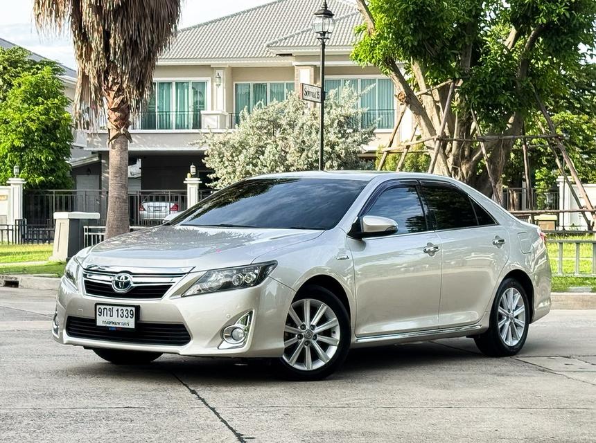 (แจ้งรหัสรถ AVA1339) 💥TOYOTA Camry 2.5 HV Top  ปี 2013 โฉมใหม่ รูปที่ 18