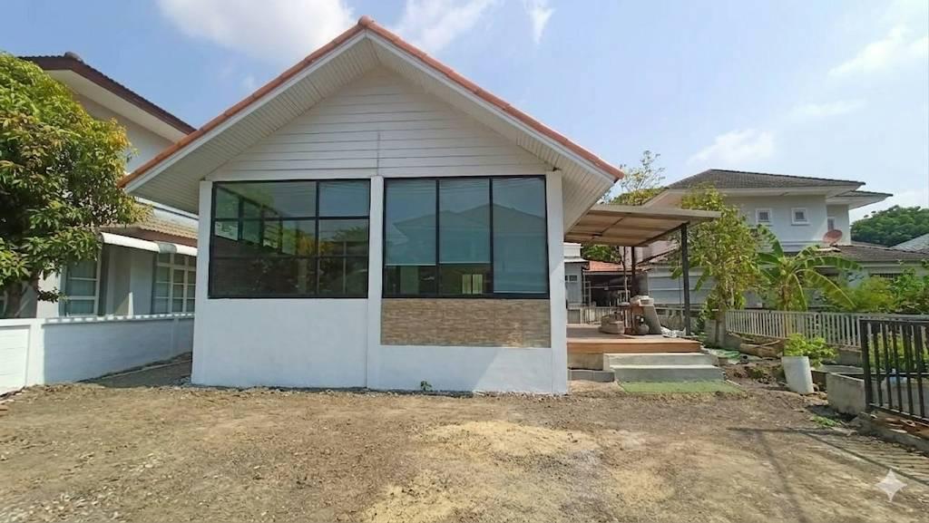 Navara Rangsit -klong 2 นาวาร่า รังสิต คลอง 2 : บ้านเดี่ยว 1 ชั้น 70.7 ตร.ว ใกล้ห้างฟิวเจอร์ปาร์ค ใกล้สนามบิน ใกล้ตลาดไท ราคาไม่ถึง 2 ล้าน 2