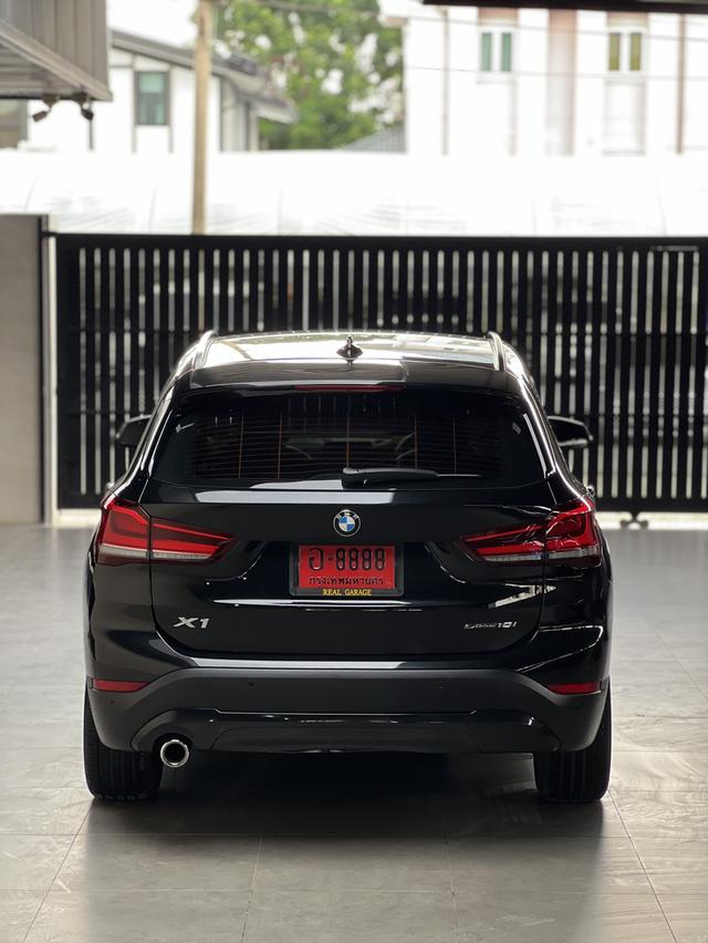 BMW X1  12