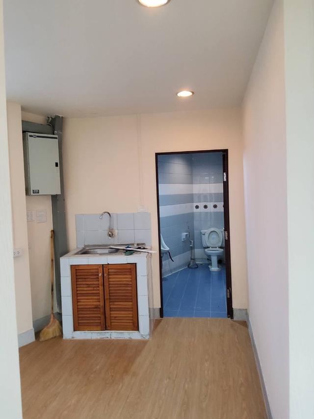 ให้เช่าสำนักงาน ชั้น 2 หรือ ชั้น5 จอดรถได้ เข้าทำธุรกิจได้เลย ตบแต่งสวย สาธุประดิษฐ์ ยานนาวา ติดกับทางขึ้นทางด่วน ทำเลดีมาก 13