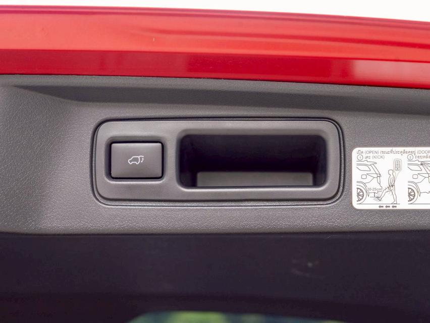 Toyota Fortuner 2.4 Legender 4WD ปีจด 2022 11