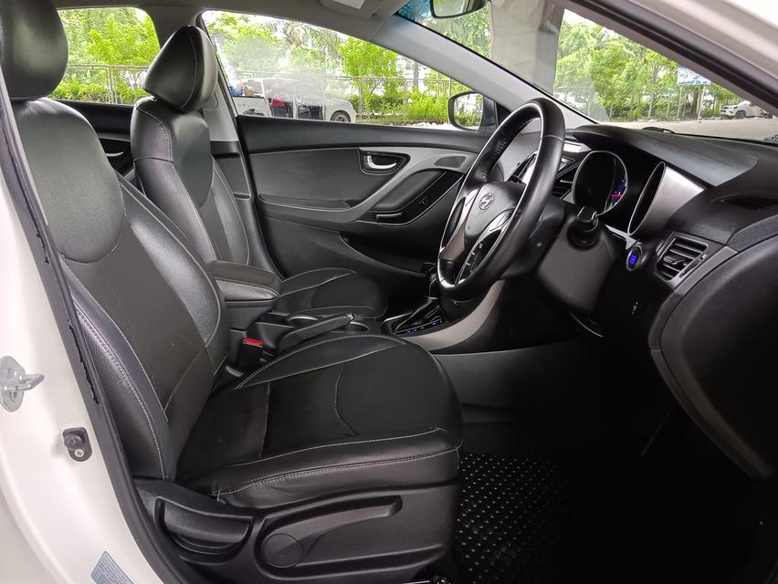 Hyundai Elantra ปี2014 8