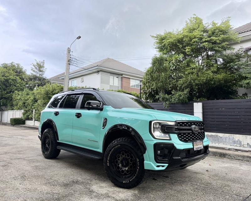 FORD EVEREST V6 3.0 PLATINUM 4WD A/T 2025 สีน้ำตาลเข็ม (แต่งไปกว่า 400,000 บาท