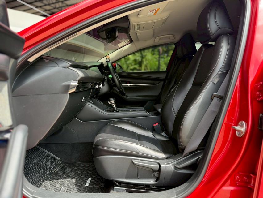 ปี 2020 MAZDA MAZDA3, 2.0 SP โฉม ปี19-ปัจจุบัน4Dr สีขาว ตัวท็อป สีแดง มือเดียวป้ายแดง 13