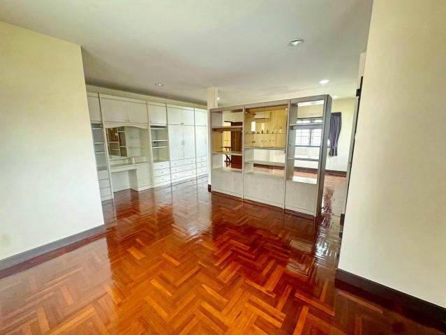 บ้านเดี่ยวใหญ่ให้เช่า 5นอน รามคำแหง 30-40 MRTรพ.รามคำแหง 550ม. 5น้ำ 103ตร.ว. 412ตร.ม. 5