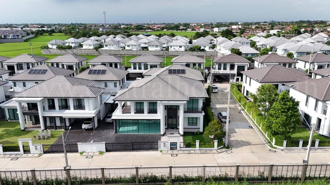 บ้านเดี่ยวหรู สไตล์ Modern เศรษฐสิริ กรุงเทพ - ปทุมธานี วิวสนามกอล์ฟ Panorama ดีที่สุดในโครงการ  20