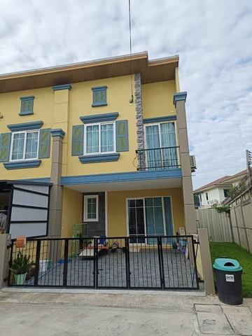 ขายทาวน์โฮม โกลเด้น ทาวน์ ติวานนท์ แจ้งวัฒนะ 19.6 ตร.ว 4นอน มีห้องพระ ใกล้โรบินสัน ศรีสมาน 1