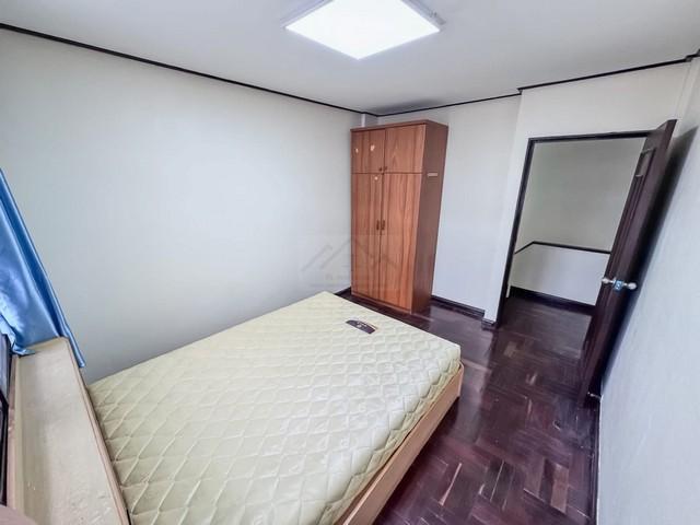 ให้เช่าทาวน์โฮม 2 ชั้น ซอยประชาราษฎร์บำเพ็ญ 20 ห้วยขวาง พร้อมเฟอร์นิเจอร์ ทำออฟฟิศได้ 9