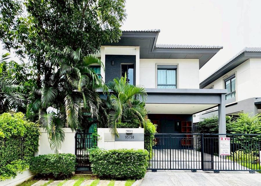 บ้านเดี่ยวหรู Bangkok Boulevard Srinakarin-Bangna ถนนหนามแดง ตำบลบางแก้ว อำเภอบางพลี จังหวัดสมุทรปราการ