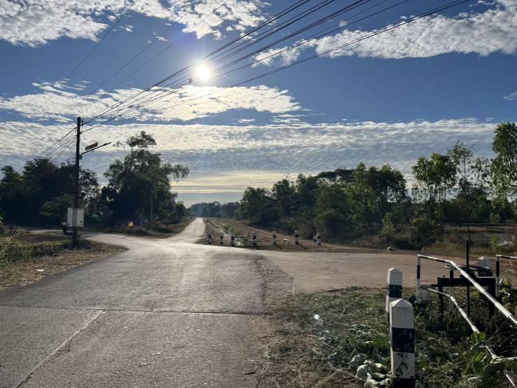 ขายที่ดินเปล่า ใกล้เทศบาลฮางโฮง อำเภอเมืองสกลนคร 2