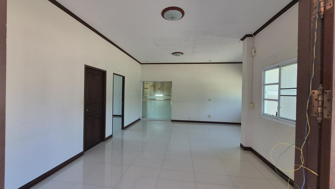 🔥🏡 บ้านพร้อมที่ดินผืนใหญ่ ใกล้ถนนใหญ่ ราคาโคตรคุ้ม! 🏡🔥 💥 เพียง 2.5 ล้าน ได้ทั้งบ้าน + ที่ดินกว่า 2 ไร่! 📣 โอกาสนี้ไม่ได้มีบ่อย! ใครกำลังหาบ้านพื 11