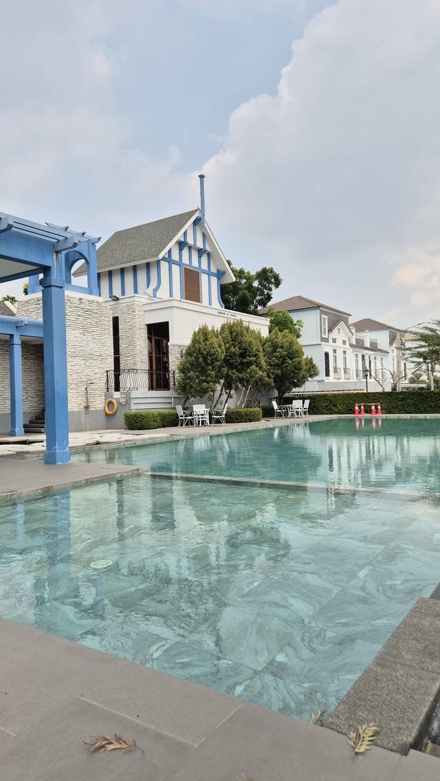 ให้เช่าทาวน์โฮมส์ 2 ชั้น 3ห้องนอน 3ห้องน้ำ ทำเลดีมากตรงข้ามเมกา อิเกีย บางนา 5