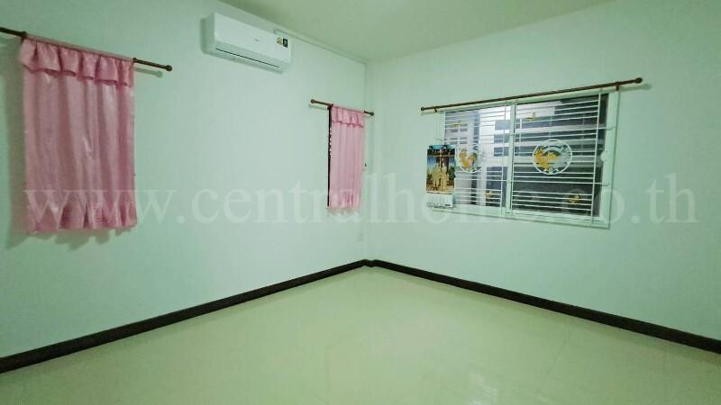บ้านแฝด บงกช ธาราวิลล์ พานทอง สภาพใหม่ ราคาถูกที่สุดในโครงการ 14