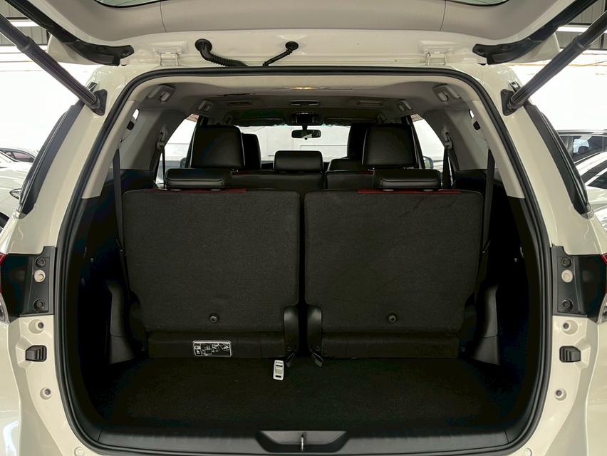 รหัสรถ WMT586 Toyota Fortuner 2.8 TRD Sportivo ปี 2018 รูปที่ 17