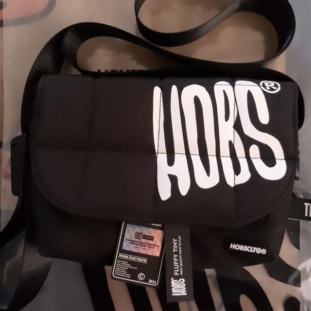 กระเป๋า Hobs ขนาด9นิ้ว ไม่เคยใช้งาน ถุงป้ายครบ 5