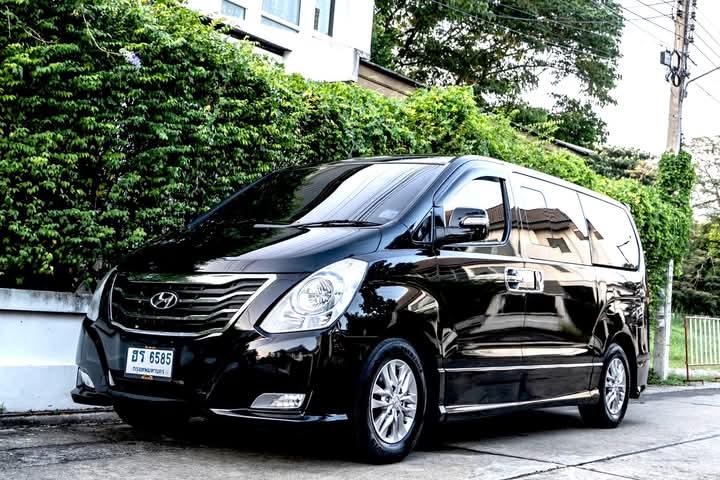 Hyundai H-1 มือสอง