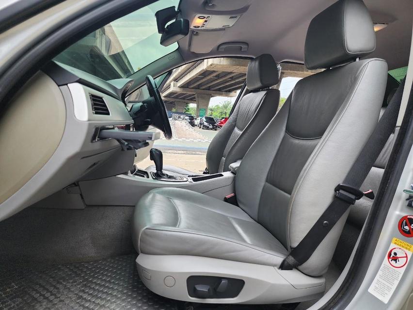 BMW 318i 2.0 E90 AT ปี 2008 14