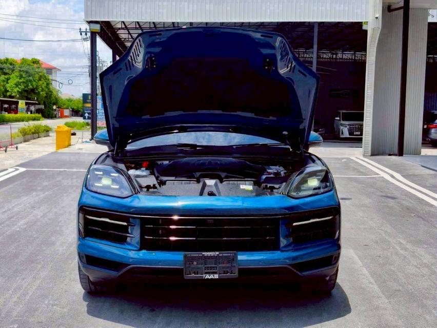 รหัสรถ KPV53 2025 PORSCHE CAYENNE 3.0 HYBRID COUPE สีใหม่ Moonlight Blue