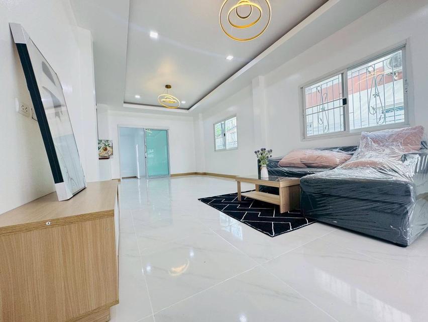 หมู่บ้านบัวทอง4 6