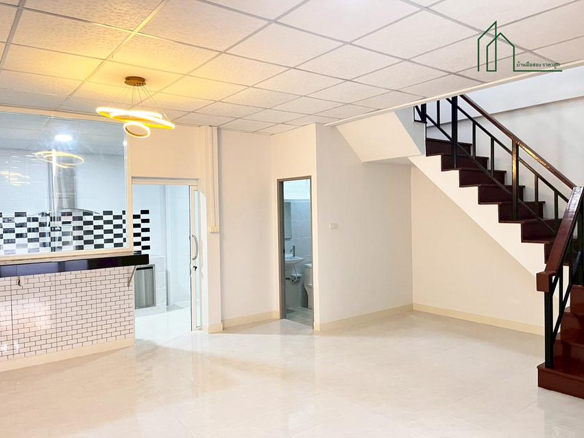 ทาวน์เฮ้าส์ 2 ชั้น ม.ชายคลอง เทพารักษ์ บางบ่อ 5