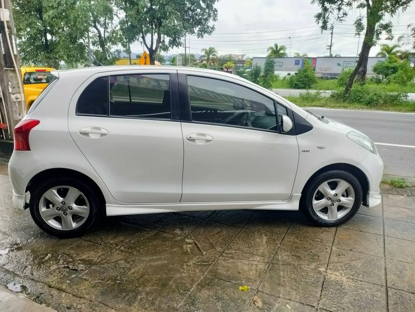 Toyota Yaris 2008