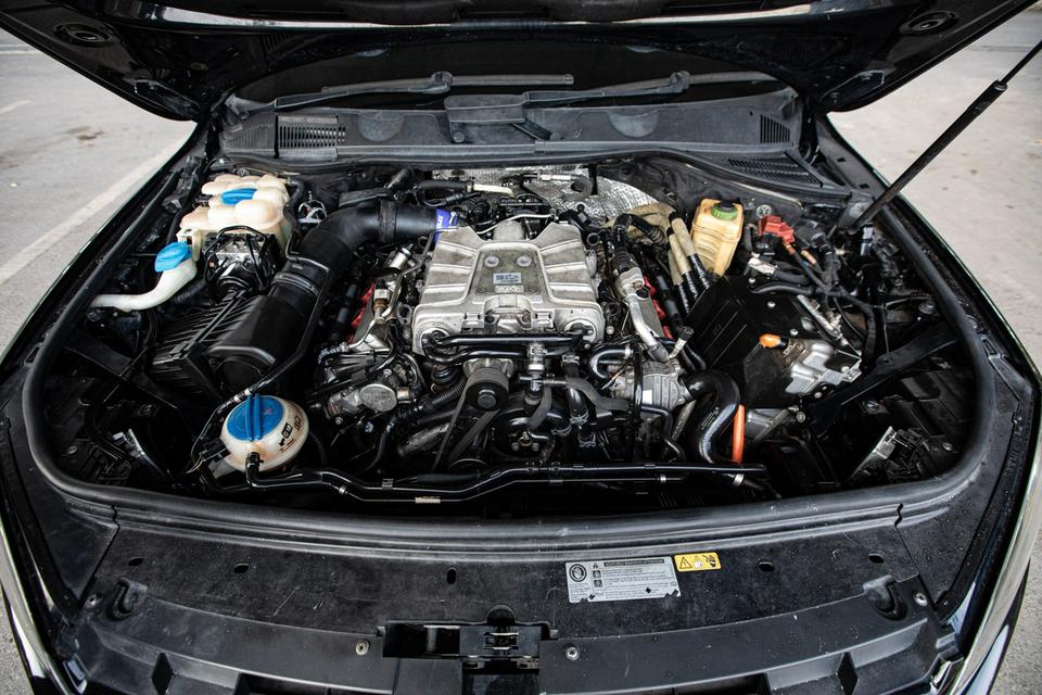 Volkswagen Touareg 3.0Hybrid ปี12 17