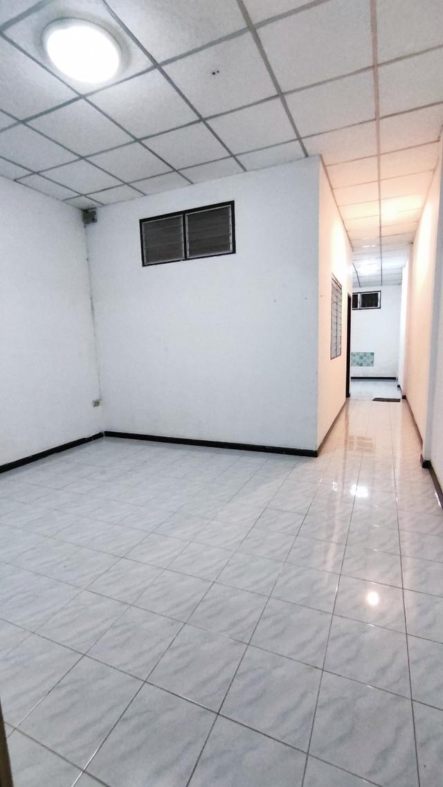 ขายทาวน์เฮาส์ ใจกลางนิคม 304 ปราจีนบุรี 3