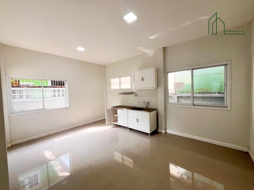 บ้านเดี่ยว 2 ชั้น 60 ตร.วา. หมู่บ้านพาราไดซ์ ถนนร่มเกล้า 19 ลาดกระบัง 15