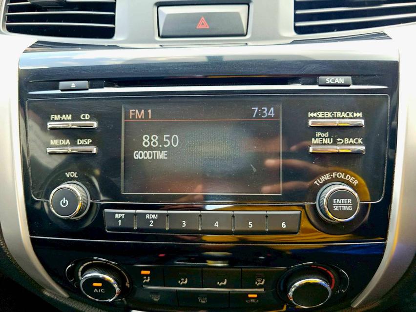 รหัสรถ SEZ577 Nissan Navara NP300 4 ประตู 2.5 E Calibre เกียร์ ธรรมดา เบนซิน สี ขาว ปี 2016 13